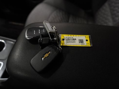 Used 2018 Chevrolet Equinox LT image 30