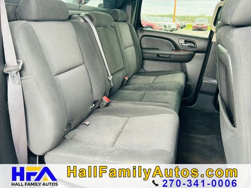 Used 2011 Chevrolet Avalanche LS w/ Convenience Package RWD image 15