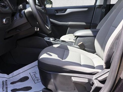 Used 2022 Ford Escape S FWD image 10