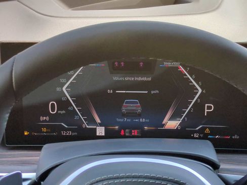 Used 2026 BMW X5 xDrive40i w/ M Sport Package image 36