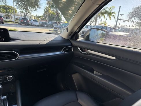 Used 2018 MAZDA CX-5 Touring w/ Preferred Equipment Package image 16