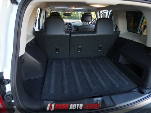 Used 2016 Jeep Patriot High Altitude FWD image 65