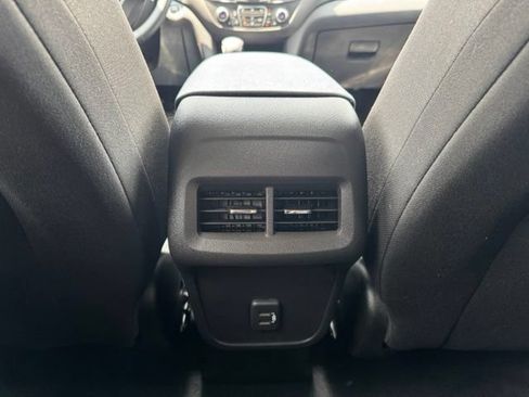 Certified 2024 Chevrolet Equinox LT AWD/4WD image 9