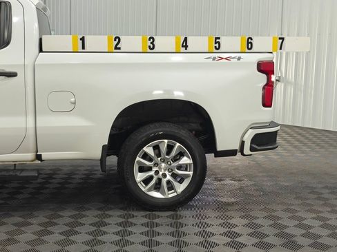 Used 2019 Chevrolet Silverado 1500 Custom w/ Trailering Package AWD/4WD image 21