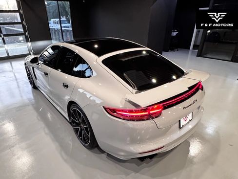 Used 2020 Porsche Panamera GTS w/ Premium Package Plus AWD/4WD image 31