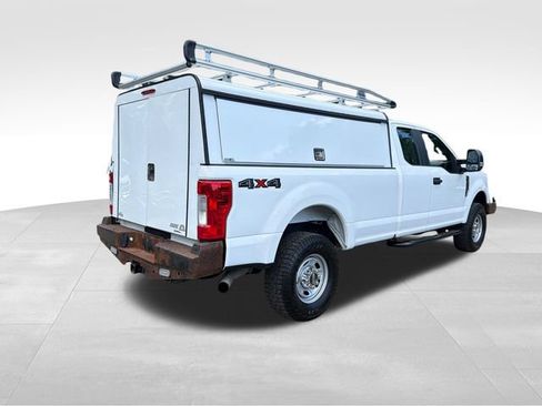 Used 2017 Ford F350 XL AWD/4WD image 3
