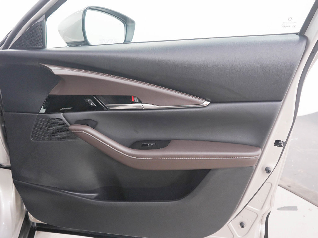 Used 2024 MAZDA CX-30 AWD 2.5 S w/ Premium Package image 12