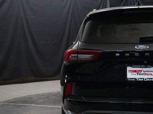 Used 2023 Ford Escape ST-Line Select w/ Tech Pack #2 AWD/4WD image 13