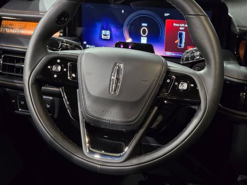 New 2026 Lincoln Aviator Black Label w/ Jet Appearance Package image 21