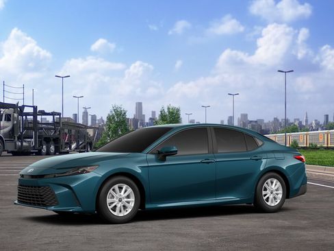 New 2026 Toyota Camry LE FWD image 2