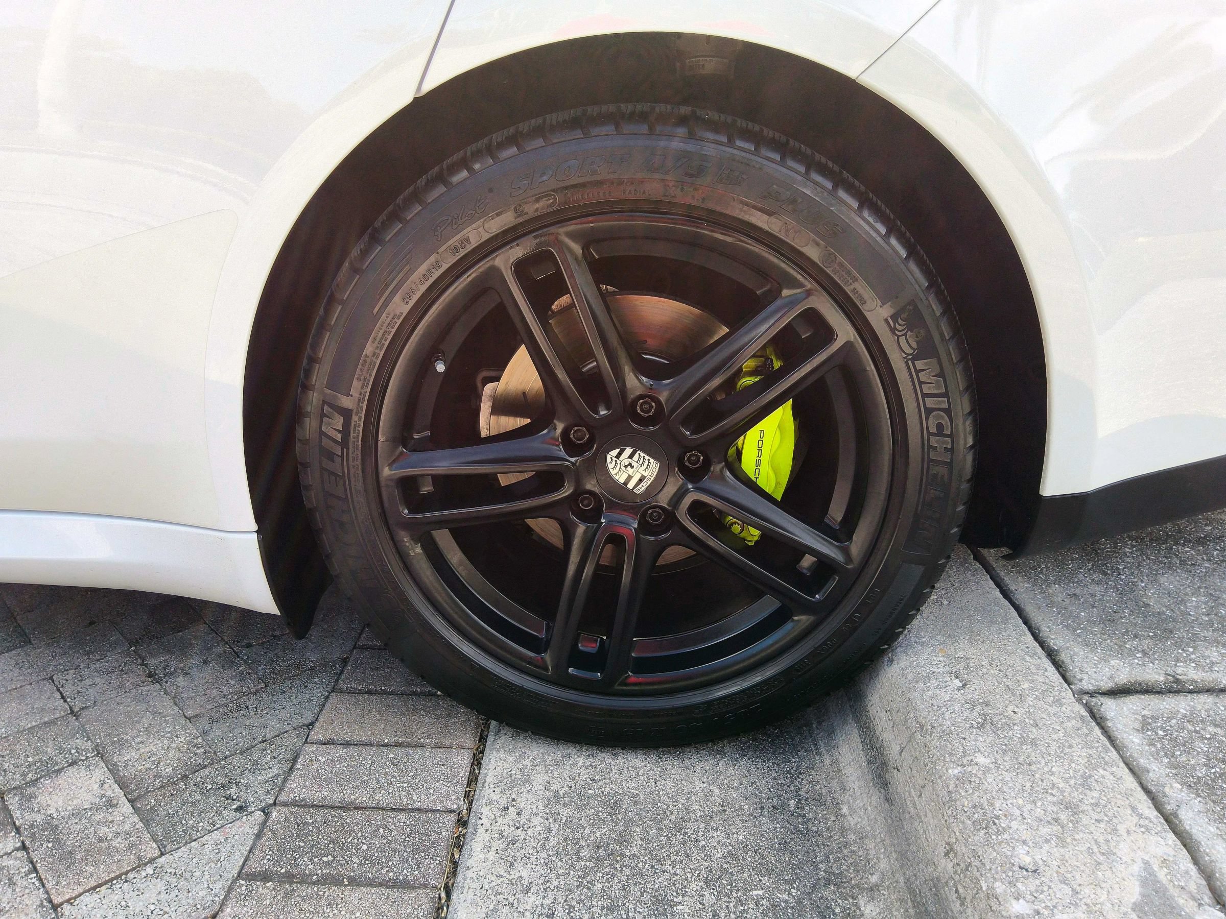 Used 2016 Porsche Panamera S RWD image 50