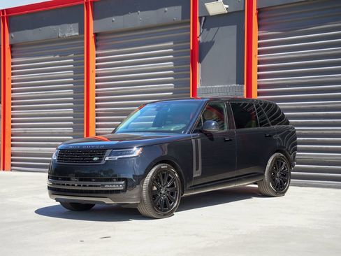 Used 2024 Land Rover Range Rover Long Wheelbase Autobiography AWD/4WD image 1
