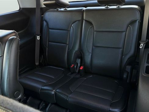 Used 2019 GMC Acadia SLT w/ Black Edition AWD/4WD image 21