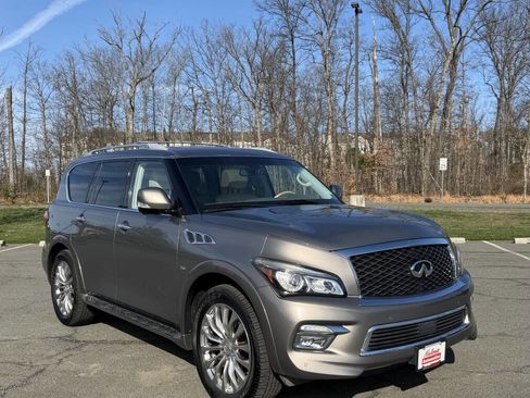 Used 2016 INFINITI QX80 Luxe w/ 22" Wheel Package image 7
