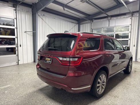 Used 2022 Dodge Durango SXT w/ Anodized Platinum Package AWD/4WD image 16