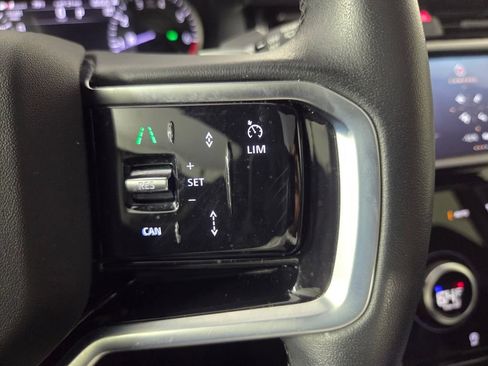 Used 2023 Land Rover Discovery Sport SE R-Dynamic AWD/4WD image 17