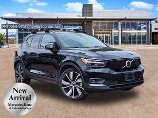 Used 2022 Volvo XC40 P8 Recharge Plus image 1