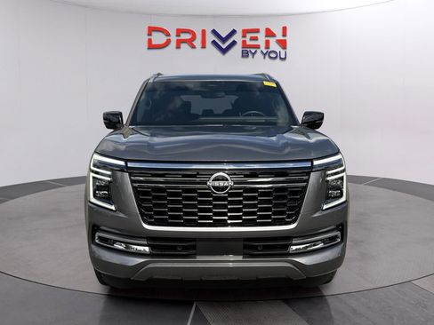 Used 2025 Nissan Armada SL w/ Captain's Chari Seat Package RWD image 9