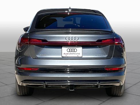 Used 2023 Audi e-tron Premium Plus w/ Premium Plus Package image 4