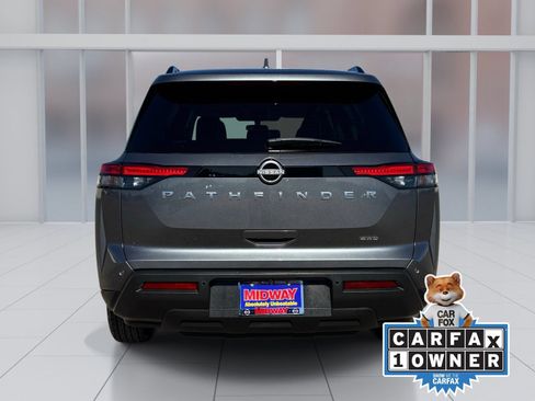 Certified 2025 Nissan Pathfinder SV AWD/4WD image 5