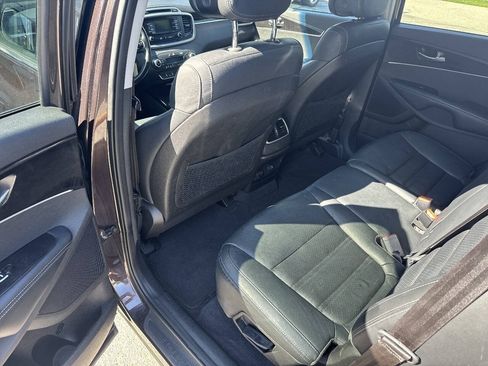 Used 2016 Kia Sorento EX AWD/4WD image 12