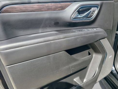 Used 2024 Chevrolet Suburban LT AWD/4WD image 23