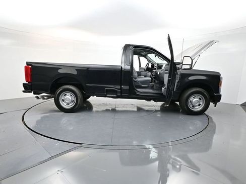 New 2026 Ford F250 XL w/ XL Driver Assist Package RWD image 41