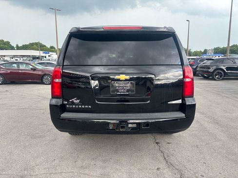 Used 2015 Chevrolet Suburban LT AWD/4WD image 4