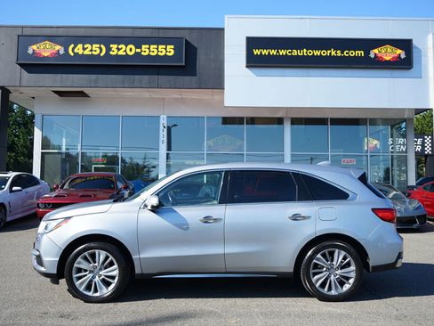 Used 2018 Acura MDX SH-AWD w/ Technology Package image 2