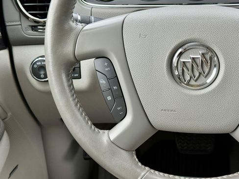 Used 2017 Buick Enclave Leather FWD image 27