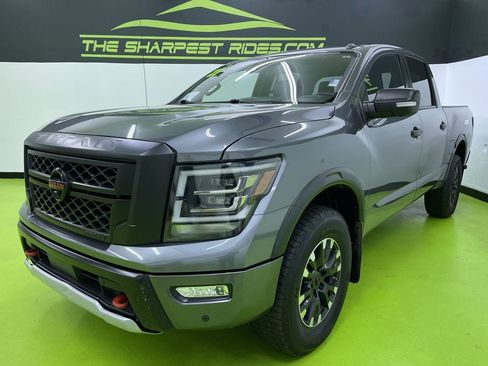 Used 2021 Nissan Titan PRO-4X w/ Pro-4x Convenience Package image 5