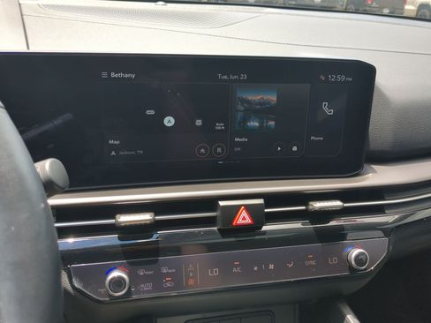 Certified 2026 Kia Sportage SX FWD image 15