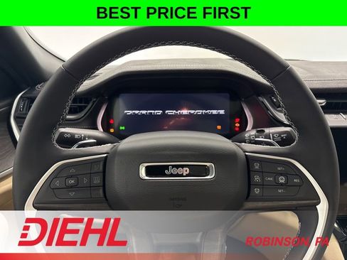 New 2026 Jeep Grand Cherokee Limited w/ Luxury Tech Group II AWD/4WD image 27