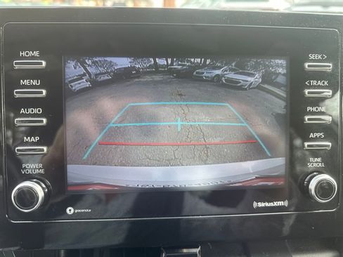 Used 2023 Toyota Camry SE image 10