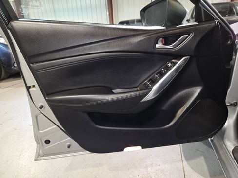 Used 2017 MAZDA MAZDA6 Touring FWD image 12