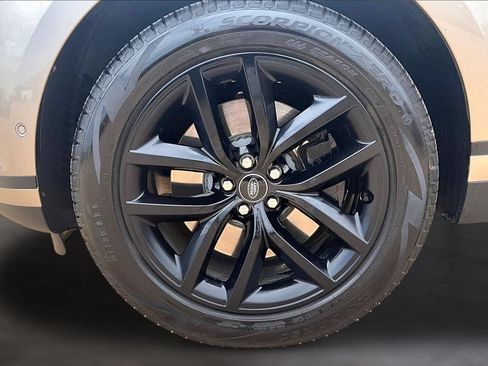Certified 2026 Land Rover Range Rover Velar S AWD/4WD image 8