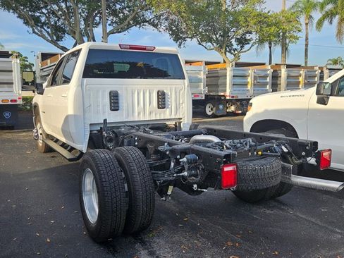 New 2025 Chevrolet Silverado 3500 LT w/ Convenience Package image 8