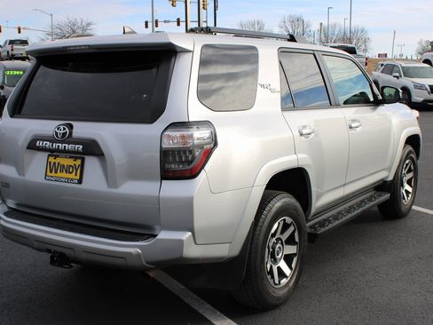 Used 2024 Toyota 4Runner TRD Off-Road image 8