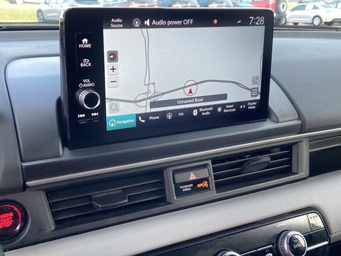 Used 2025 Honda Pilot Touring image 38