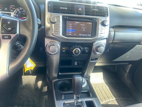 Certified 2016 Toyota 4Runner SR5 AWD/4WD image 20