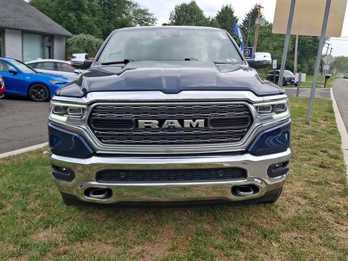 Used 2024 RAM 1500 Limited AWD/4WD image 2