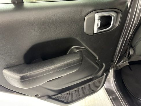 Used 2023 Jeep Wrangler Unlimited Sport AWD/4WD image 20