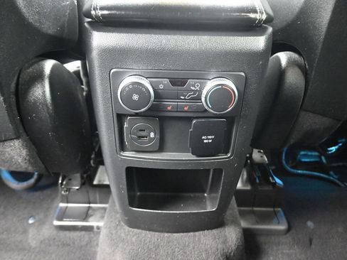 Used 2020 Ford Explorer Limited AWD/4WD image 40