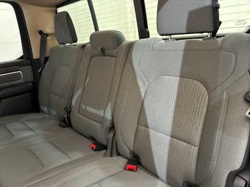 Used 2020 RAM 1500 Big Horn AWD/4WD image 9
