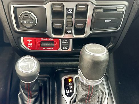 Used 2020 Jeep Gladiator Rubicon image 20