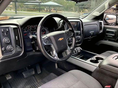 Used 2018 Chevrolet Silverado 1500 LT w/ Texas Edition image 17