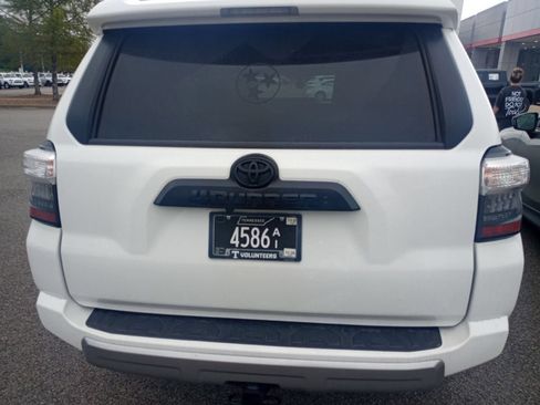 Used 2024 Toyota 4Runner TRD Off-Road Premium w/ Off Road Premium Plus Package AWD/4WD image 6