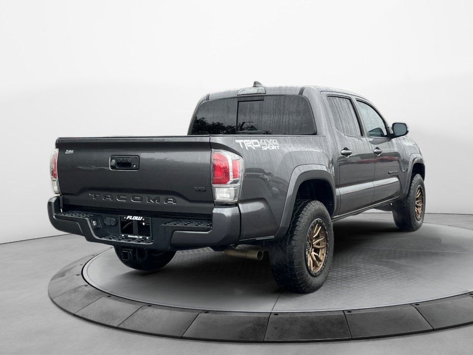 Used 2021 Toyota Tacoma TRD Sport AWD/4WD image 7
