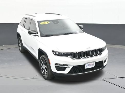 Used 2024 Jeep Grand Cherokee Limited w/ Trailer Tow Package AWD/4WD image 64