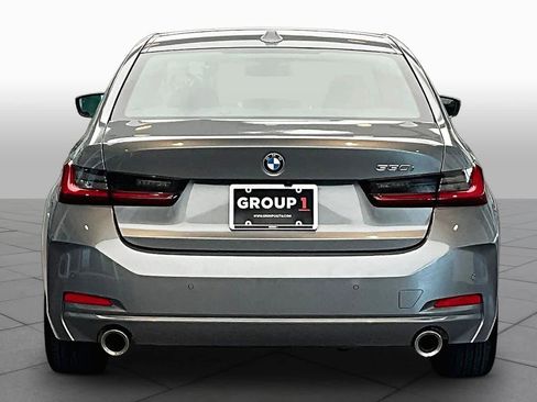 Used 2025 BMW 330i Sedan image 5